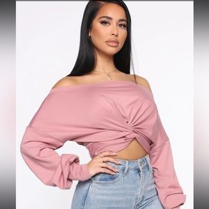 Passionate moments off shoulder top -Rose NWT - Large